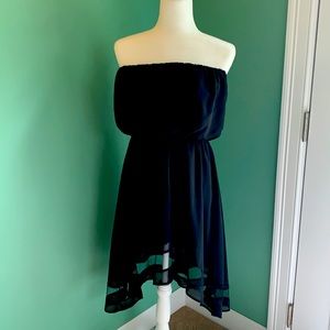 NWT adorable strapless cover-up